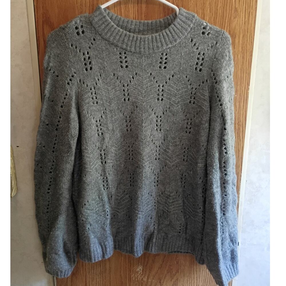 GAP Gray Pointelle Open Knit Sweater M Semi Sheer Eyelet Cottagecore Layering